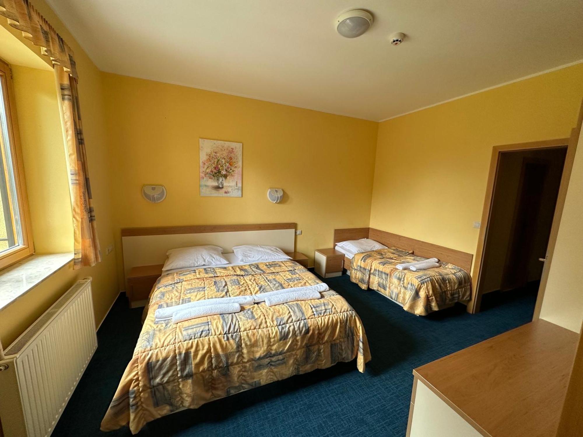 Hotel Zarja Hočko Pohorje Esterno foto