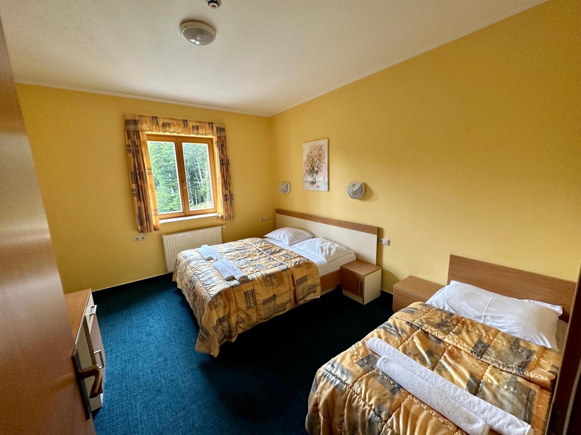 Hotel Zarja Hočko Pohorje Esterno foto